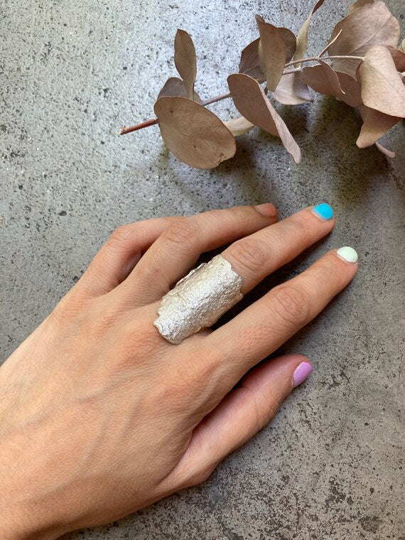 STERLING SILVER TEXTURIZED BIG RING