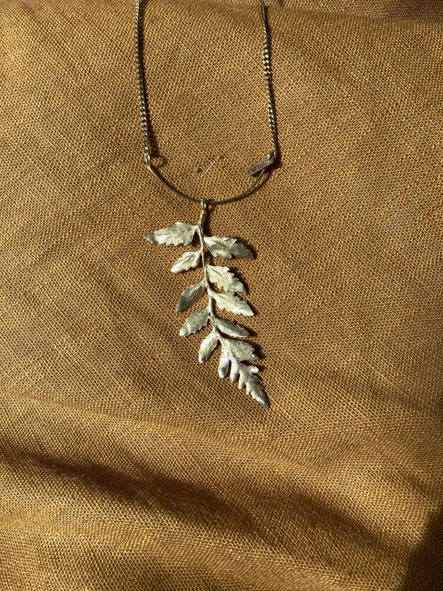 FERN GOLDEN NECKLACE