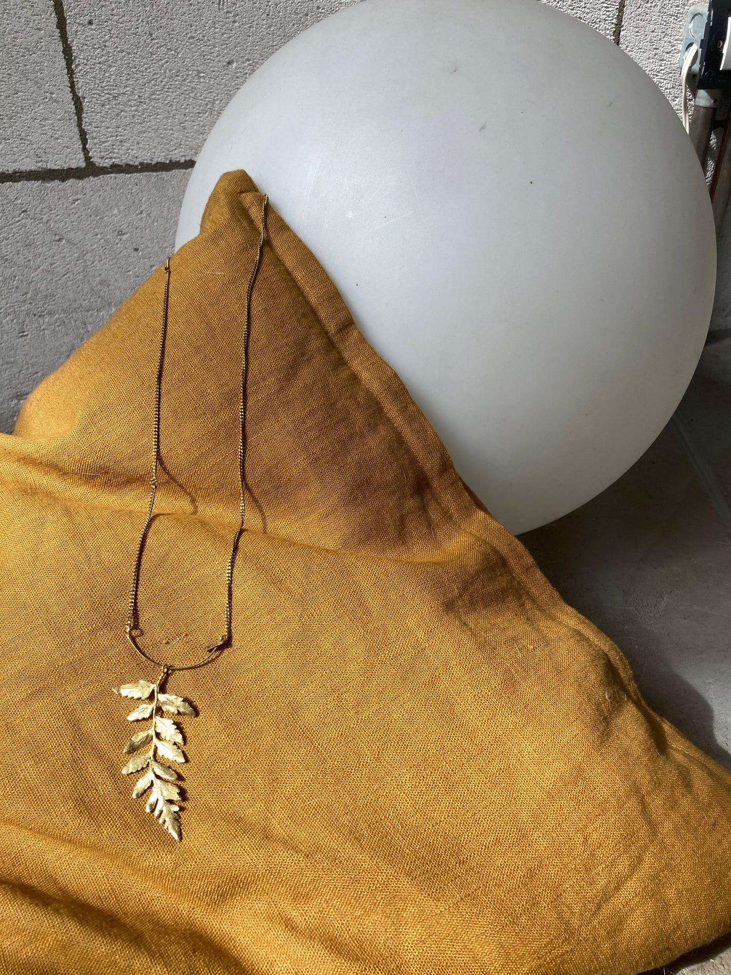 FERN GOLDEN NECKLACE