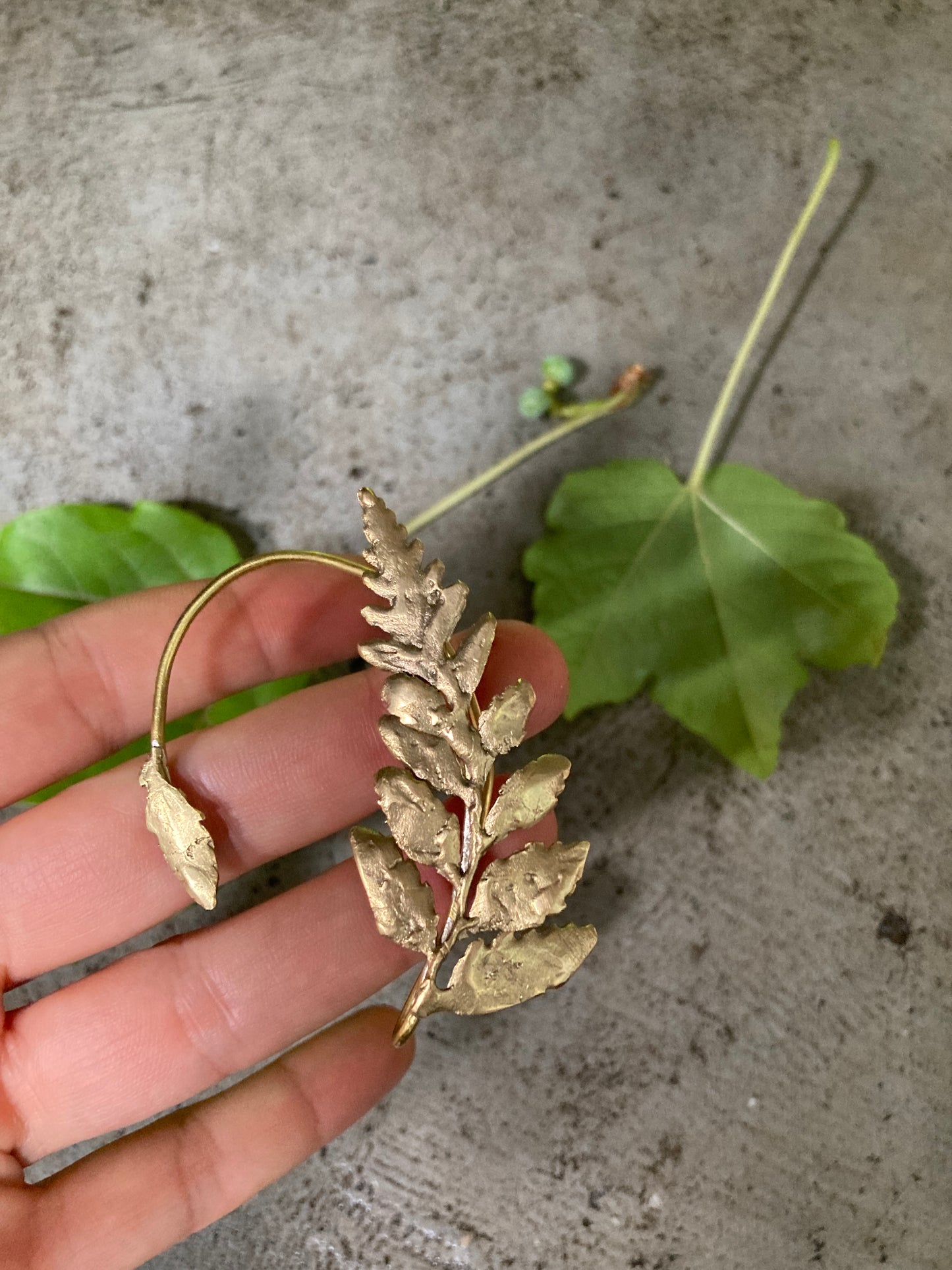 CLIMBER FERN EARRING