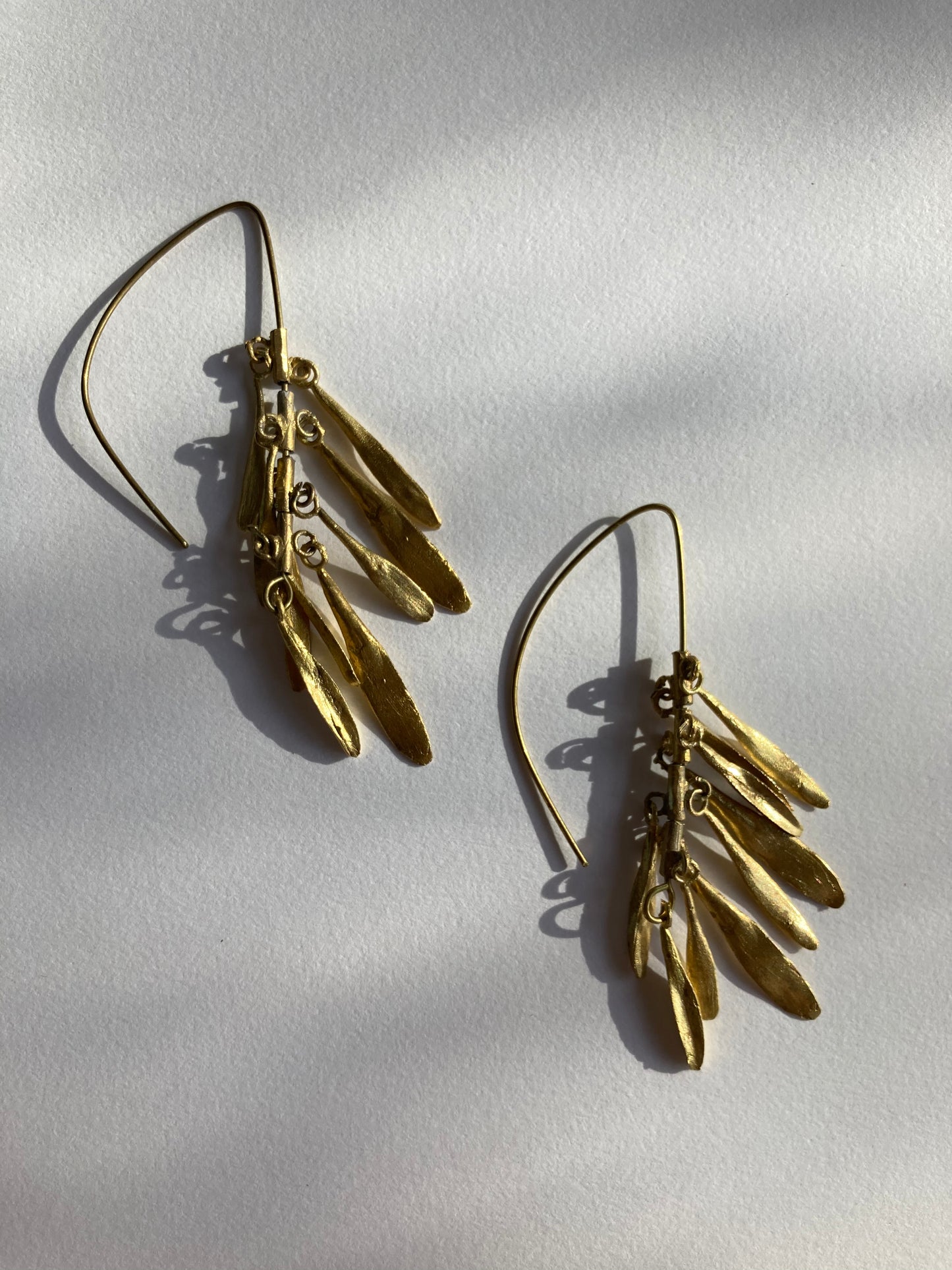 LONG CLUSTER SEED GOLDEN EARRINGS