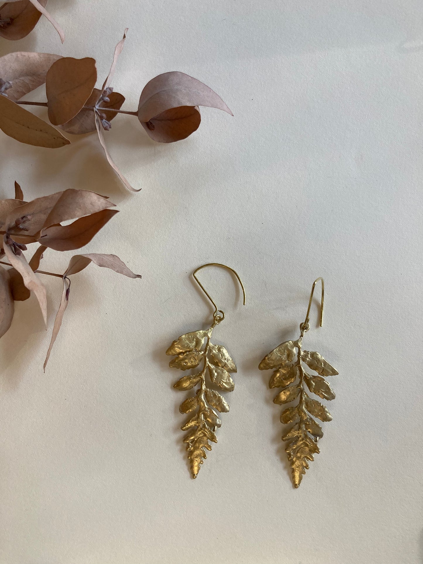 FERN LONG GOLDEN EARRINGS