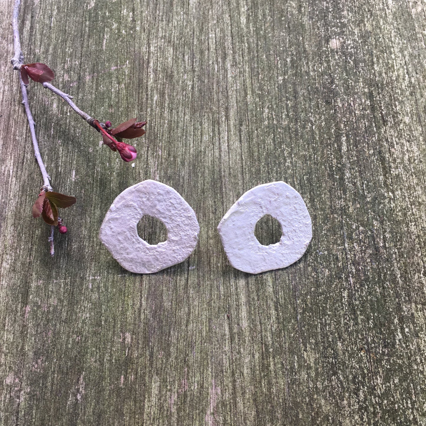 TEXTURED PLANE DONUT SILVER POST EARRINGS