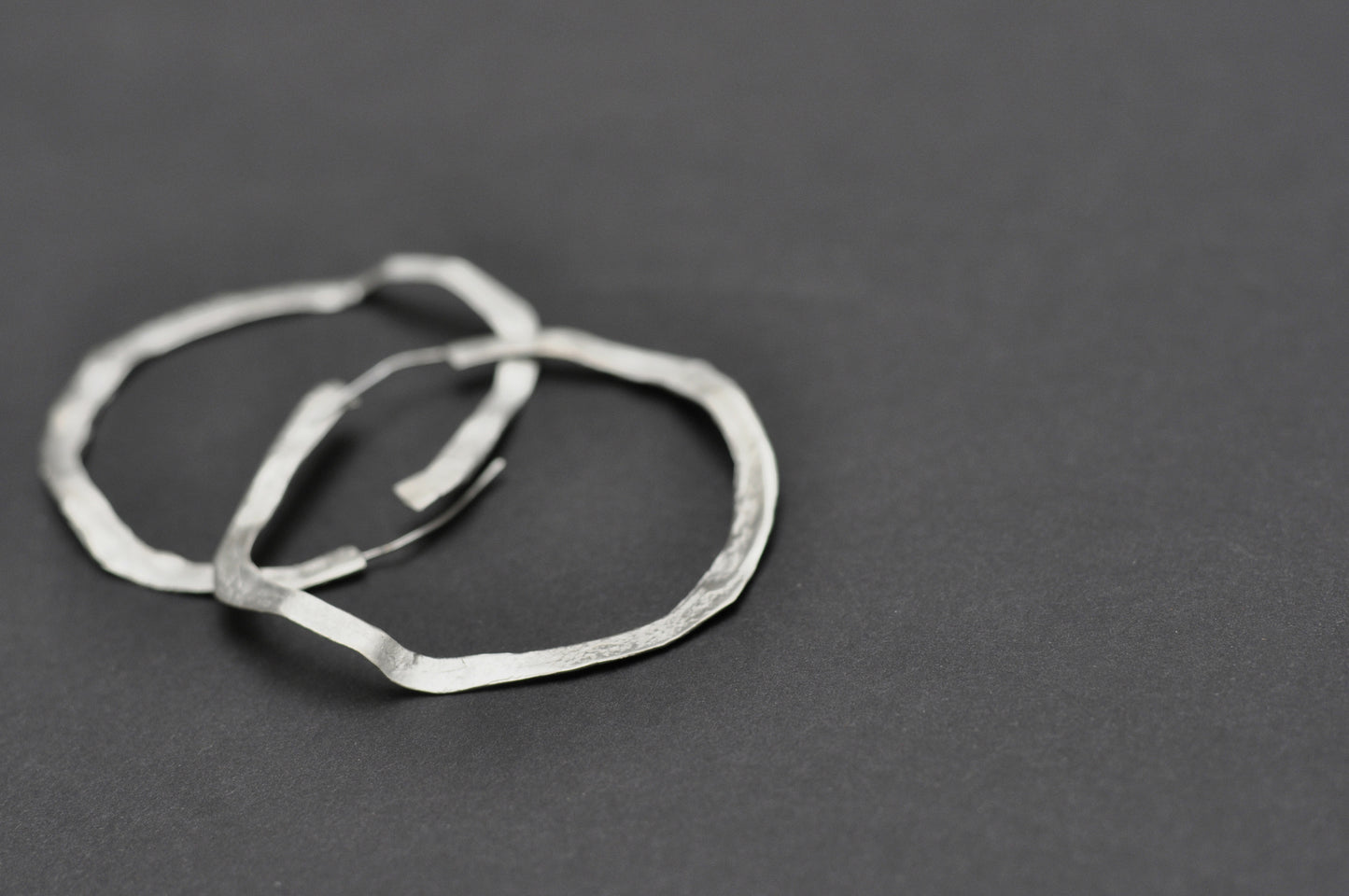 XXL SILVER TEXTURIZED HOOPS