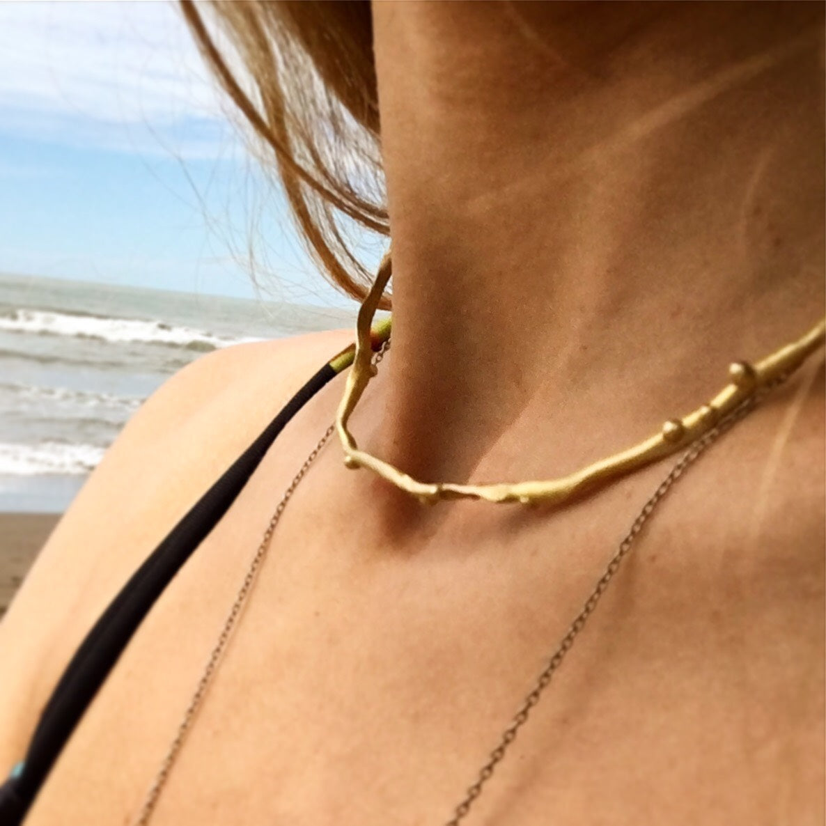 SEA CHOKER STACKABLE NECKLACE